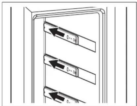 AEG AWUS018B7B - Removing and installing shelves - 1