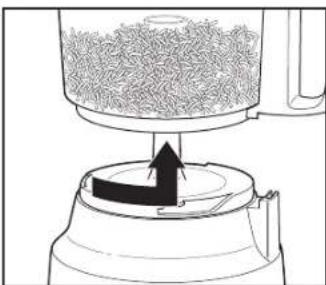 HAMILTON BEACH 70735 - How to Use Reversible Slicing/Shredding Disc (cont.) - 5