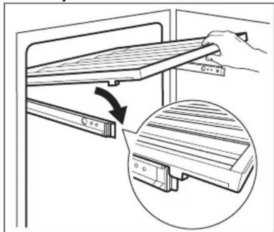 ELECTROLUX EWUS040B8B - Montering af hylder - 2