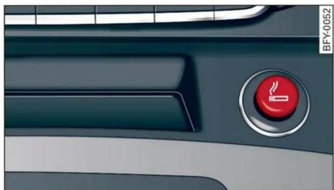 AUDI Q5 (2022) - Allume-cigare - 1