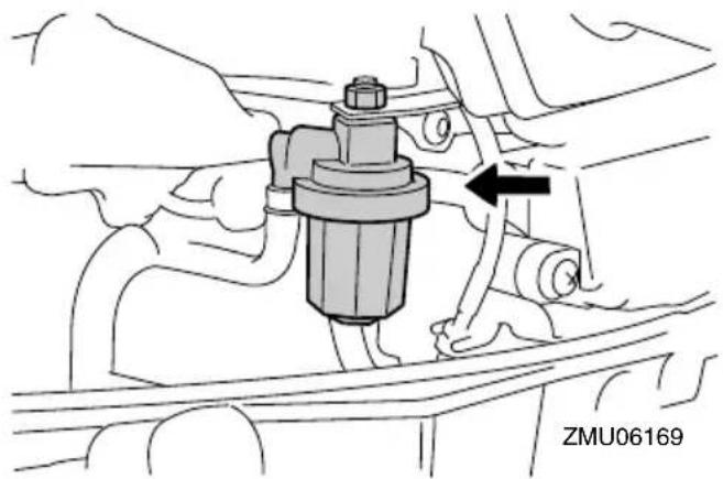 YAMAHA F9.9H (2022) - Contrôle du filtre à carburant - 1