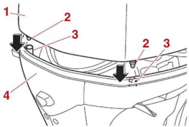 YAMAHA LF225 (2022) - Installation du capot supérieur - 3