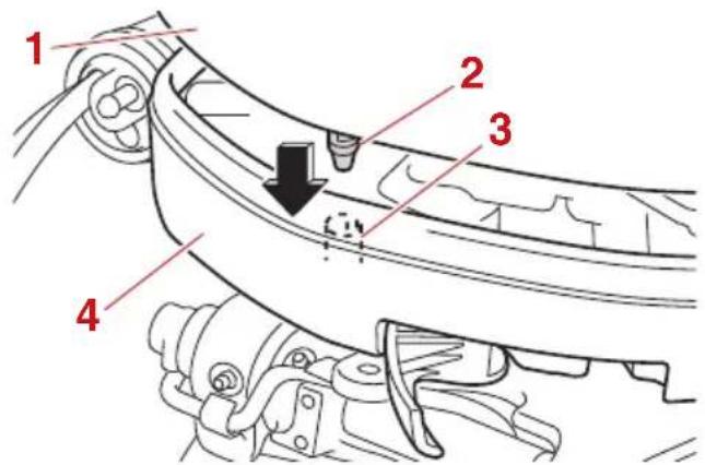 YAMAHA LF225 (2022) - Installation du capot supérieur - 2