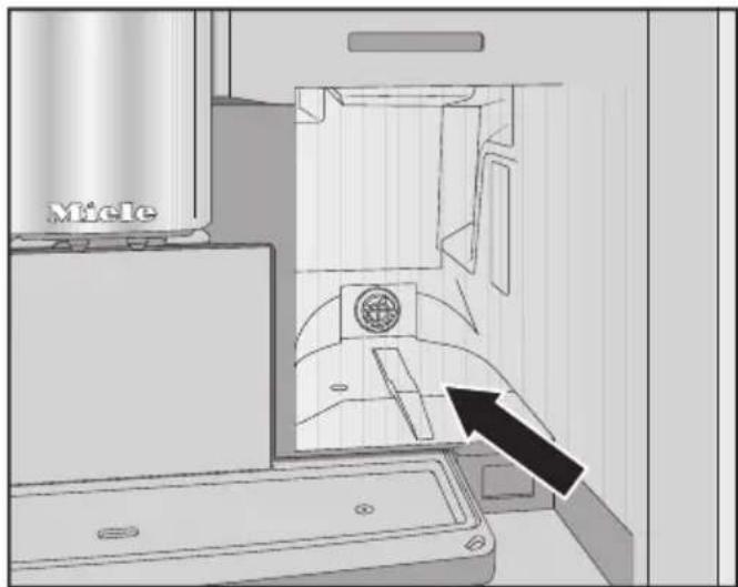 MIELE CVA 7775 - Nettoyer le réservoir d'eau - 1