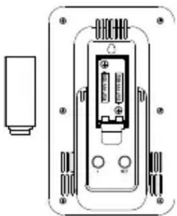 TFA 35.1109 - ATT INSTALLERA OCH BYTA BATTERIER I VÄDERSTATIONEN - 1