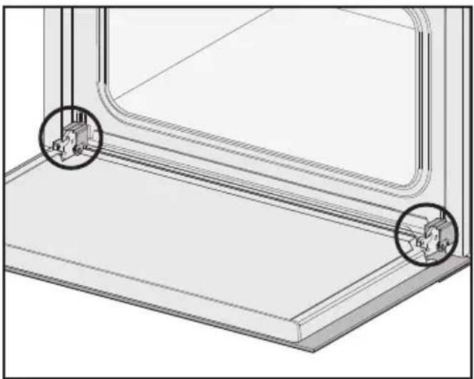 MIELE DGC 7640 AM - Démontage de la porte du four - 2