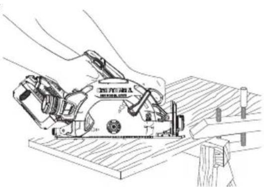 Craftsman CMCS551 - Soutien de grands panneaux/fixation de la pièce (Fig. C–F) - 4