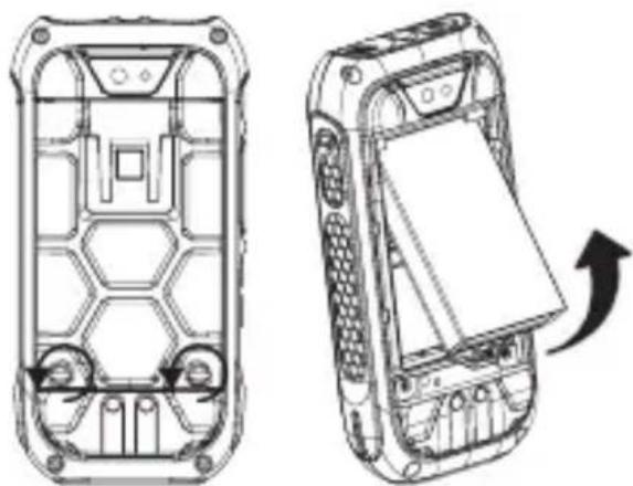 RugGear RG360 - Installer la batterie / Installer la carte micro SIM et la carte micro SD - 1