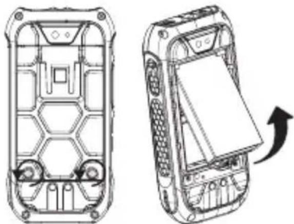 RugGear RG360 - Colocar y quitar la batería/Colocar la tarjeta micro SIM y la tarjeta micro SD - 1