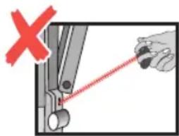 Leifheit Linomatic 500 Easy 85286 - G Förvara torkvindan på en torr plats under vintern. Transportera torkvinda upprätt eller vågrätt, ställ den inte upp och ned. Stäng sockelns marklock, när du tar ur torkvindan. - 3