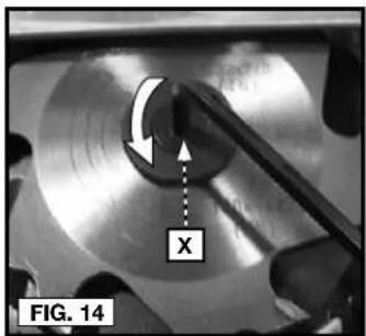Porter-Cable 557 - RÉGLAGE DE PRÉCISION (POSITION DE 90°) - 1