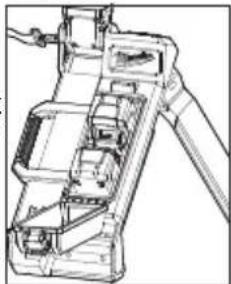 MILWAUKEE M18 ROCKET OneKey 212022HD - Inserting/Removing Battery Pack - 1