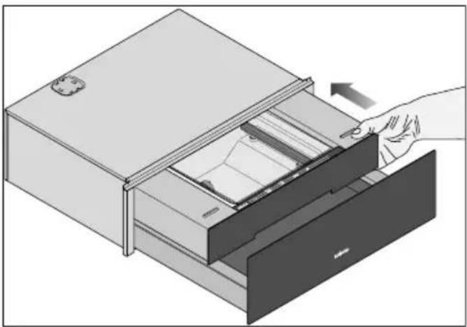 MIELE EVS 7010 AM - Ouverture du compartiment de rangement - 1