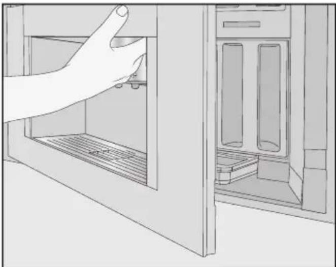 MIELE CVA 7370 - Remplissage du réservoir à grains de café - 3