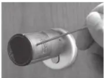 Burg Wächter secuENTRY easy 5602 - Changement de batterie du bouton (face intérieure) - 1