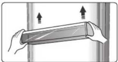 Everglades EVUD431 - Positioning the door shelves - 1