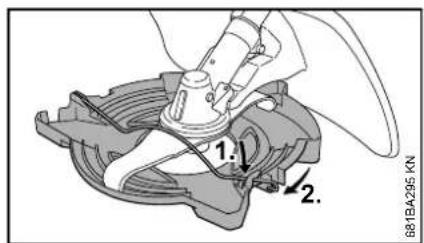 STIHL FS 490 CEM - Usare un riparo di trasporto - 15