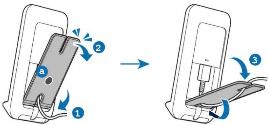 SAMSUNG EPN3300 - Chargement de votre apparéil mobile sur le support de téléphone à la verticale. - 2