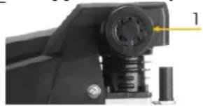 Zipper ZICOM50E - Clean / exchange the air filter - 1