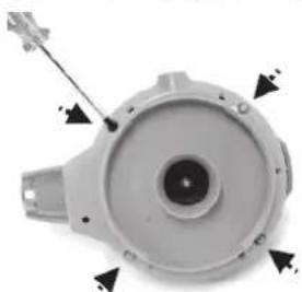 BESTWAY Flowclear 58623 - Comment retirer le bloc batterie - 2