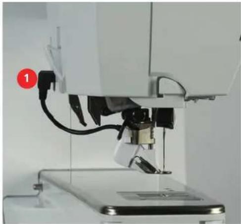 BERNINA 735 - ATTENTION - 1