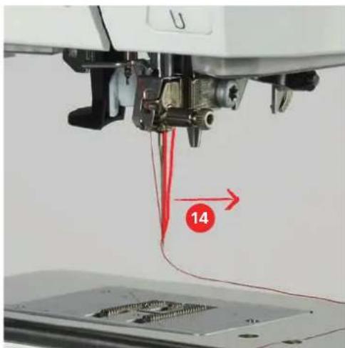 BERNINA 735 - Enfiler le fil supérieur - 6