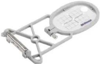 BERNINA 735 - Accessoires fournis dans le module de broderie - 4