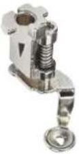 BERNINA 735 - Accessoires fournis dans le module de broderie - 1