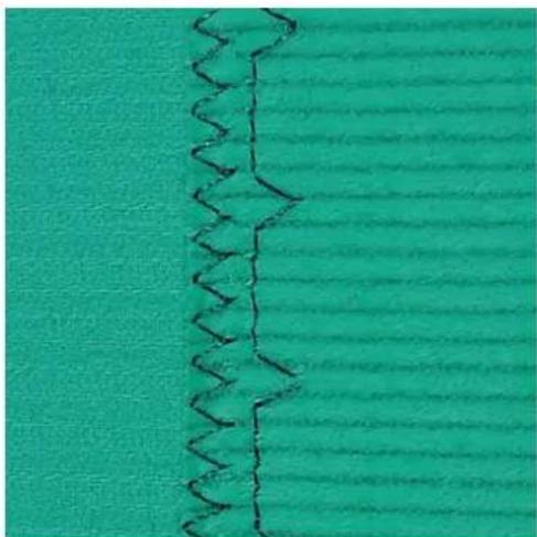 BERNINA 735 - Piquer large des bords - 2