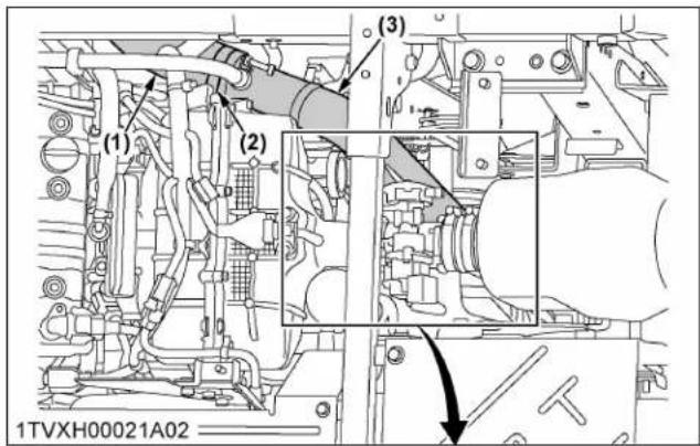 KUBOTA Sidekick RTVXG850 - Vérification de la conduite d'air d'admission - 1