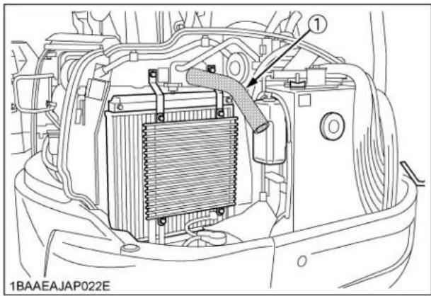 KUBOTA U354 - ■Remplacement du circuit Admission d'air Si nécessaire, remplacez les tuyaux et colliers. - 1