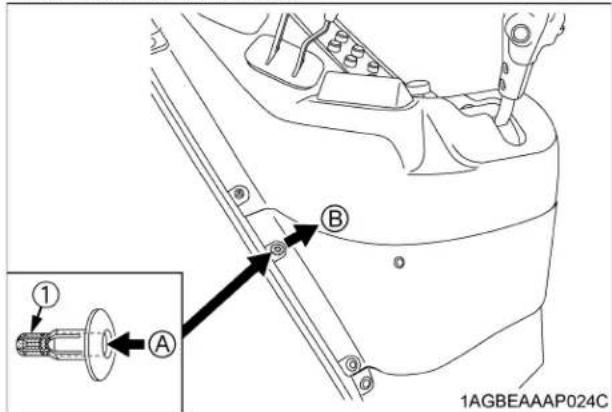 KUBOTA M6101 - Comment attacher et detacher les rivetspoulosirs. - 1