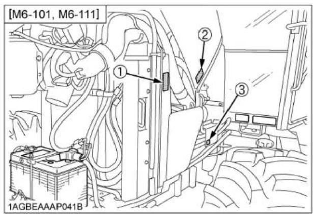 KUBOTA M6101 - ÉTIQUETTES DE DANGER, D'AVERTISSEMENT ET D'ATTENTION - 5
