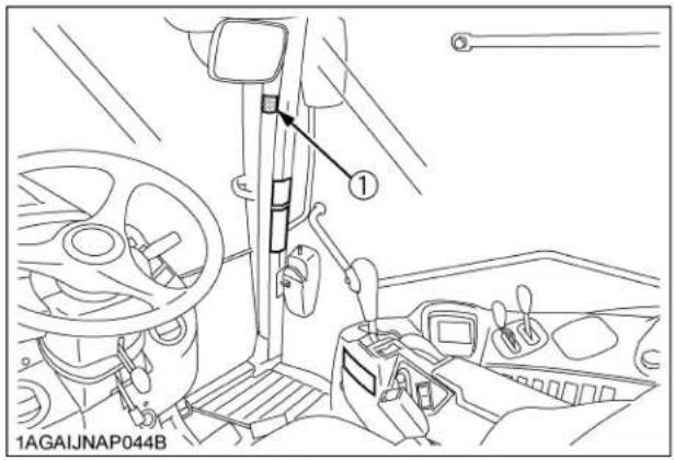 KUBOTA M6101 - Mise hors service du tracteur et sa procEDURE - 4