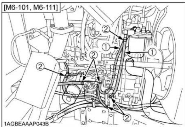 KUBOTA M6101 - ■Vérification des boyaux de carburant - 1