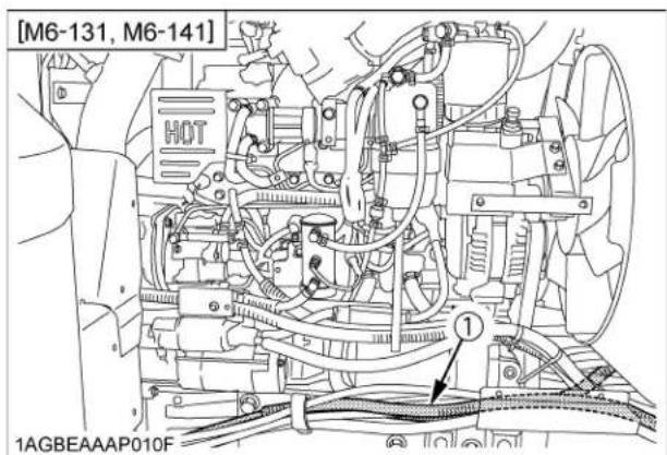 KUBOTA M6101 - ■Vérification des boyaux de la servodirection - 2