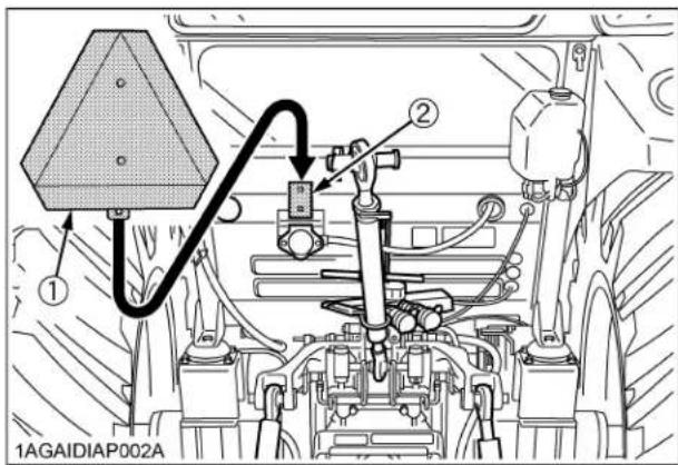 KUBOTA M7060 - AVERTISSEMENT - 1