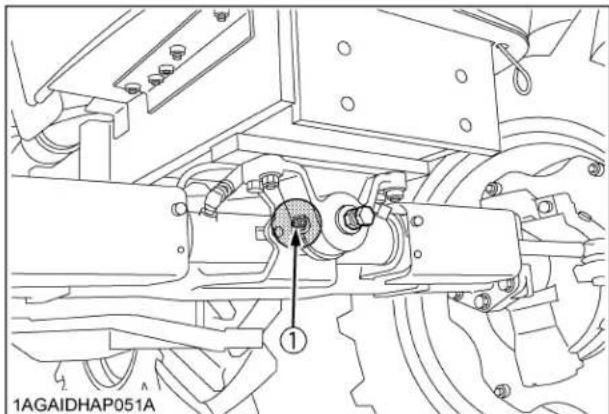 KUBOTA M5660 - ■Vérification du couvercle de poussière de la barre d'accouplement - 2