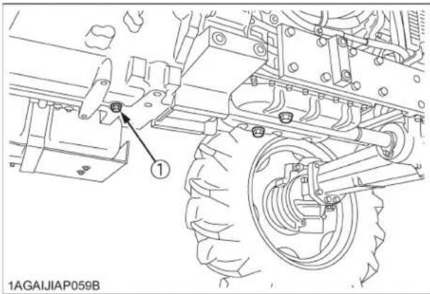 KUBOTA M5111 - ■Vidange de l'eau du carter d'embrayage - 1