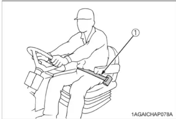 KUBOTA M5111 - AVERTISSEMENT - 1