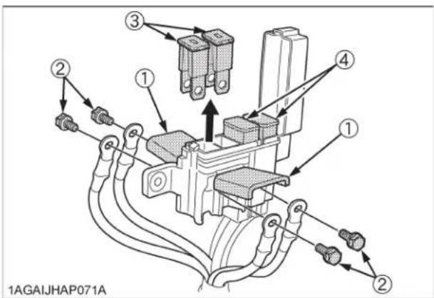 KUBOTA M5111 - [Fusibles temporisés fixés par des axes:] - 1