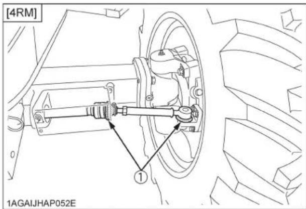 KUBOTA M5111 - ■ Vérification du couvercle de poussière de la barre d'accouplement - 1