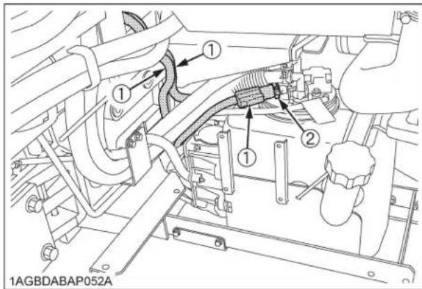 KUBOTA M5111 - ■ Vérification de la conduite de LÉD (AdBlue) - 1