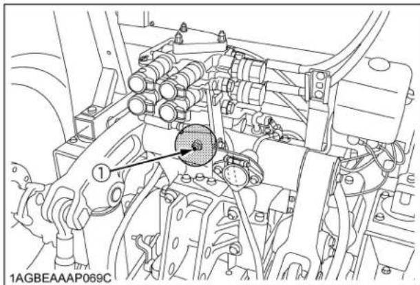 KUBOTA M6111 - ■ Embouts de graissage - 10