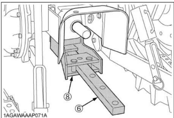 KUBOTA L6060 - ATTELAGE 3 POINTS & BARRE DE TRACTION - 2
