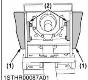 KUBOTA M7152 - Plaque de limitation de balancement - 3