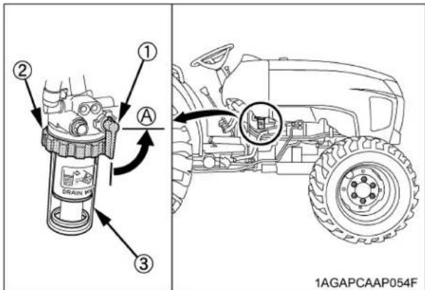 KUBOTA L3301 - Nettoyage du séparateur d'eau - 1