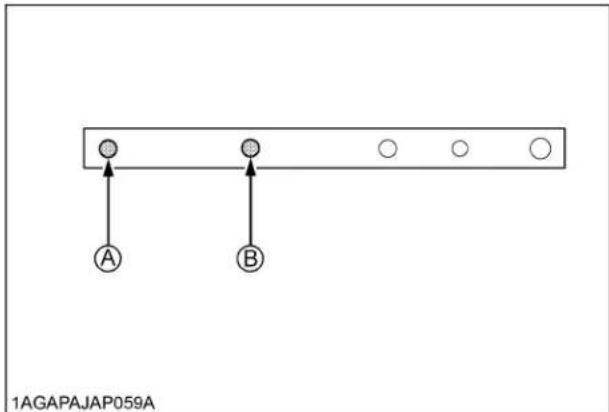 KUBOTA L3301 - Réglage de la longueur de la barre de traction - 2
