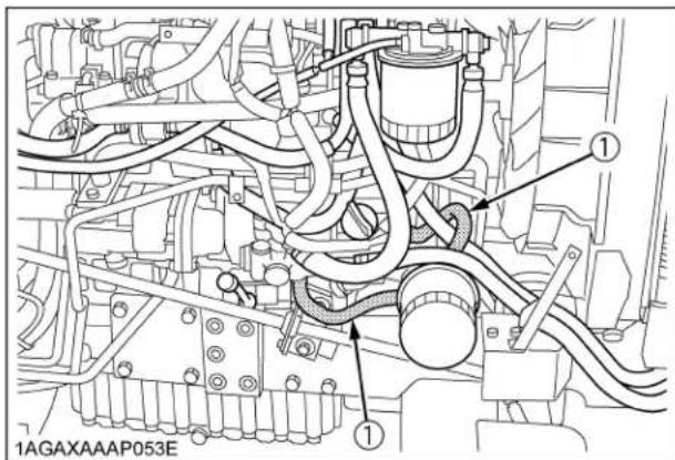 KUBOTA L5060 - ■ Verification des tuyaux couples du radiateur et des colliers - 2