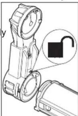 MILWAUKEE M12 HammerVac 230622 - Installing/Removing Nozzle Assembly - 1